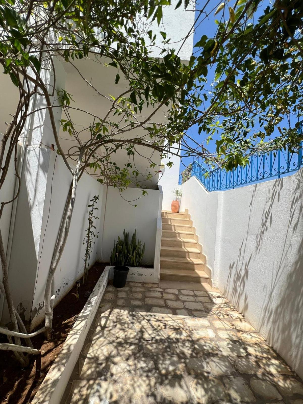 Chez Stoupha Apartment Dar Salah Bey ภายนอก รูปภาพ